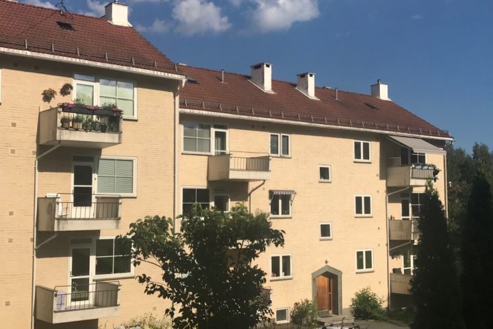 Rehabilitering av balkongene i treromsleilighetene